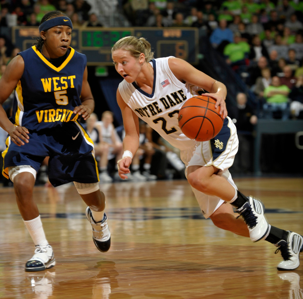 No. 4 No. 4 Notre Dame Top No. 16 West Virginia 74-66 (AP)