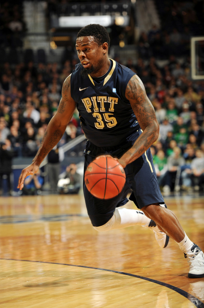 Dragicevich's 22 Help Irish Beat No. 22 Pittsburgh 72-59 (AP)