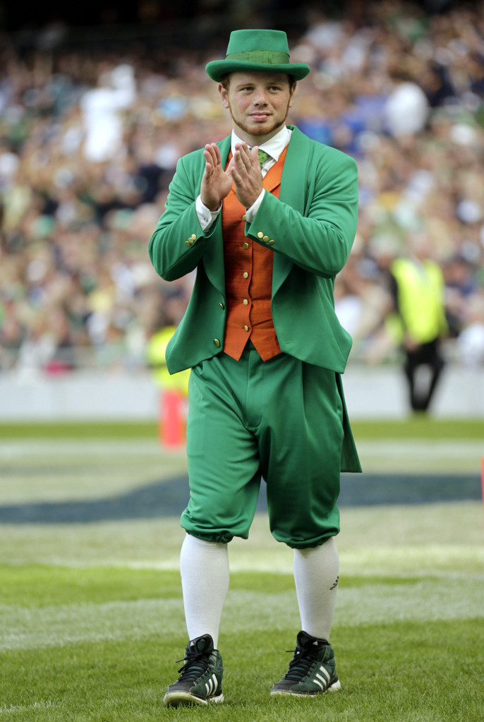 Notre Dame Pounds Navy 50-10 in Dublin (AP)