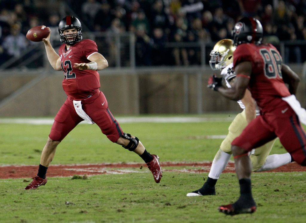 No. 22 Notre Dame Struggles, Falls to No. 4 Stanford 28-14 (AP)