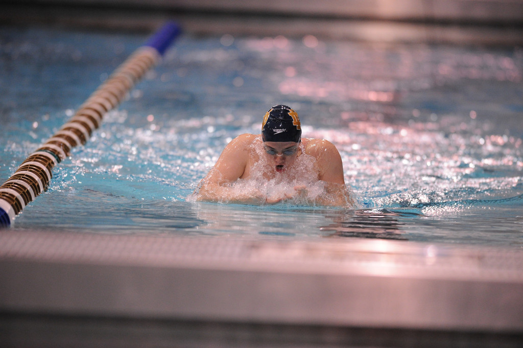 Valparaiso and Wisconsin Dual Meets - Nov. 15-16, 2013