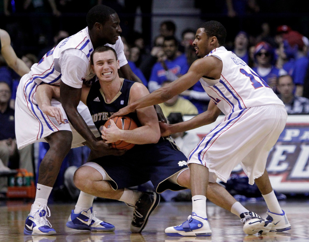 No. 9 Irish Rout DePaul, 83-58 (AP)