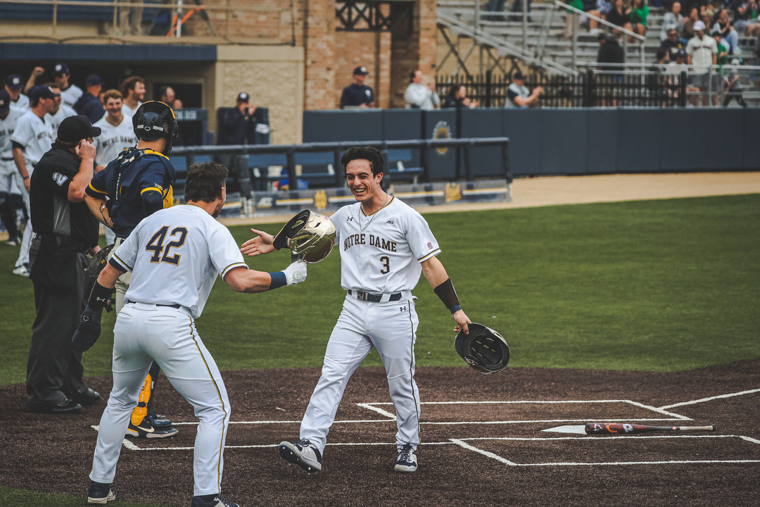 Notre Dame Fighting Irish - Official Athletics Website