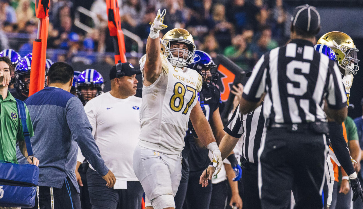 Notre Dame Fighting Irish - Official Athletics Website