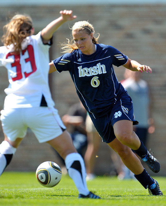 Senior All-America forward Melissa Henderson has collected seven points (2G-3A) in five exhibition matches during her Fighting Irish career.