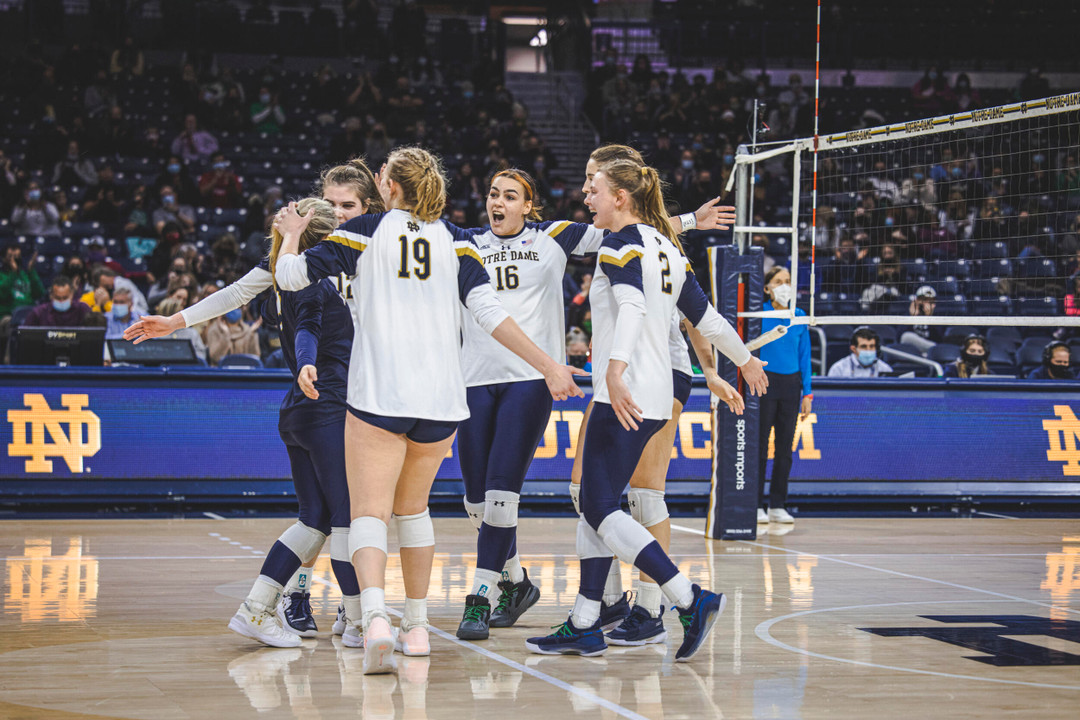 Notre Dame Fighting Irish - Official Athletics Website