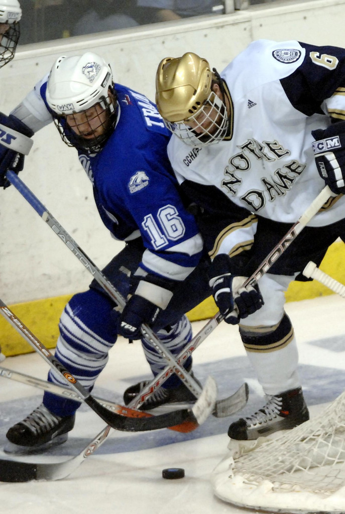 NCAA First Round - Notre Dame 3, Alabama-Huntsville 2 (2 OT)
