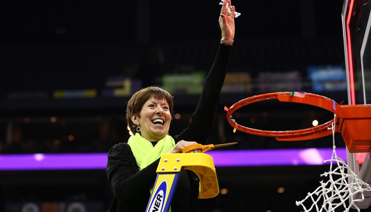 Notre Dame Fighting Irish - Official Athletics Website