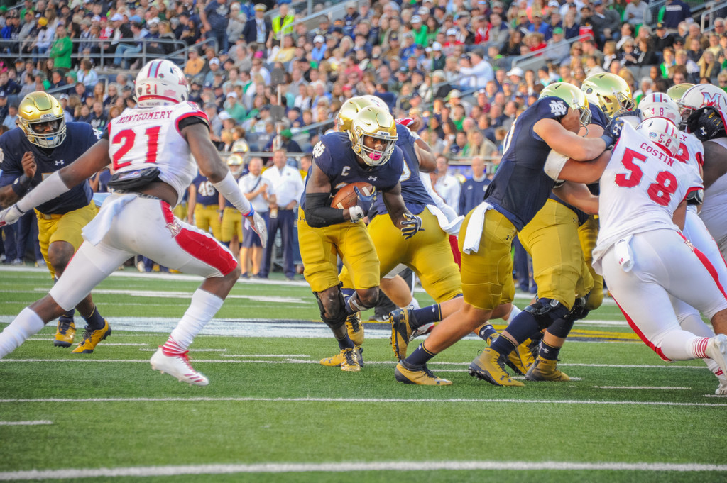 No. 22 Notre Dame def. Miami (Ohio), 52-17
