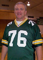 Former Notre Dame football All-American Mike McCoy ('70) received the Alumni Association's 2005 Harvey Foster Award.