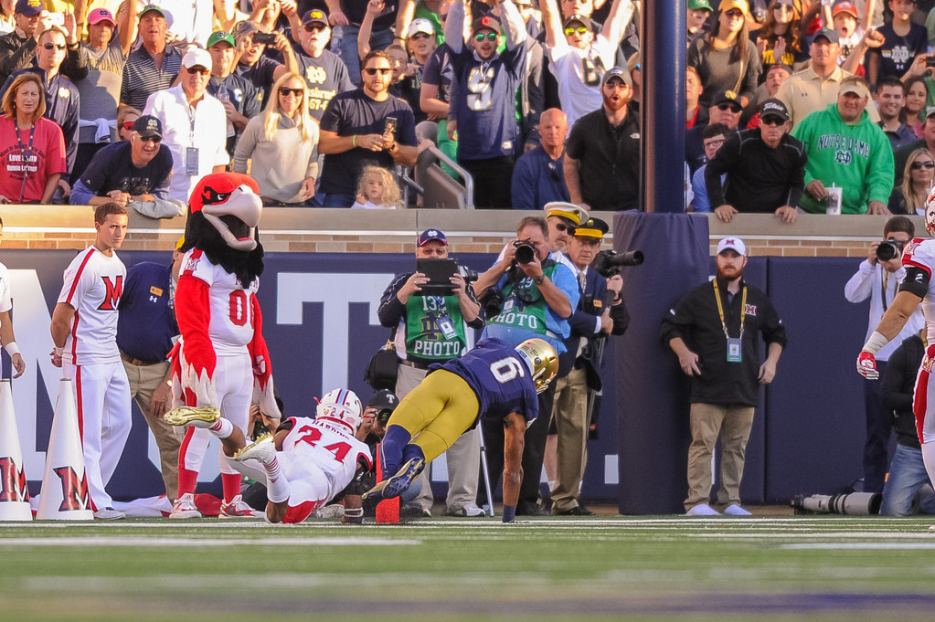 No. 22 Notre Dame def. Miami (Ohio), 52-17