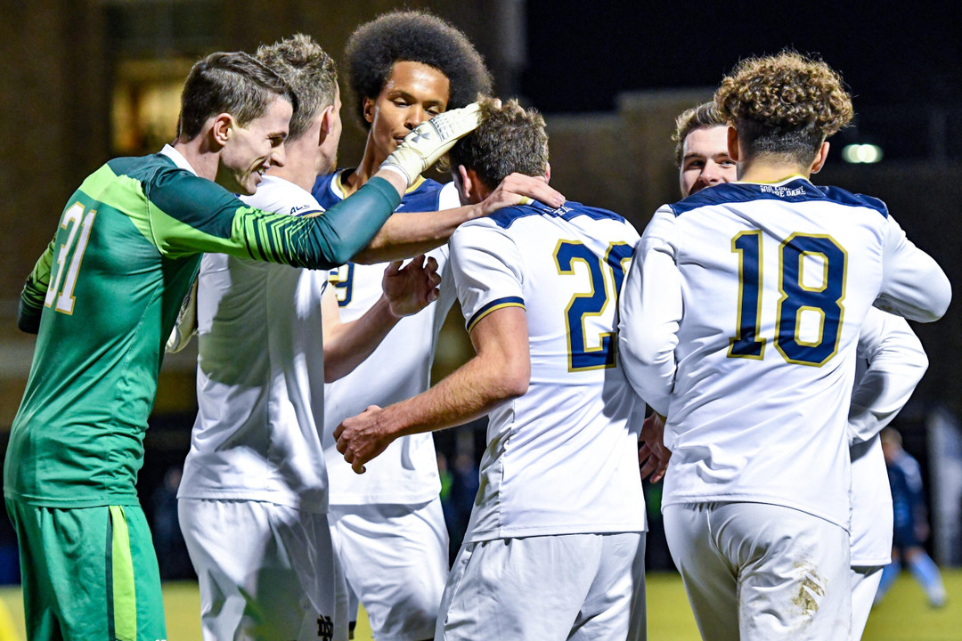 Notre Dame Fighting Irish - Official Athletics Website