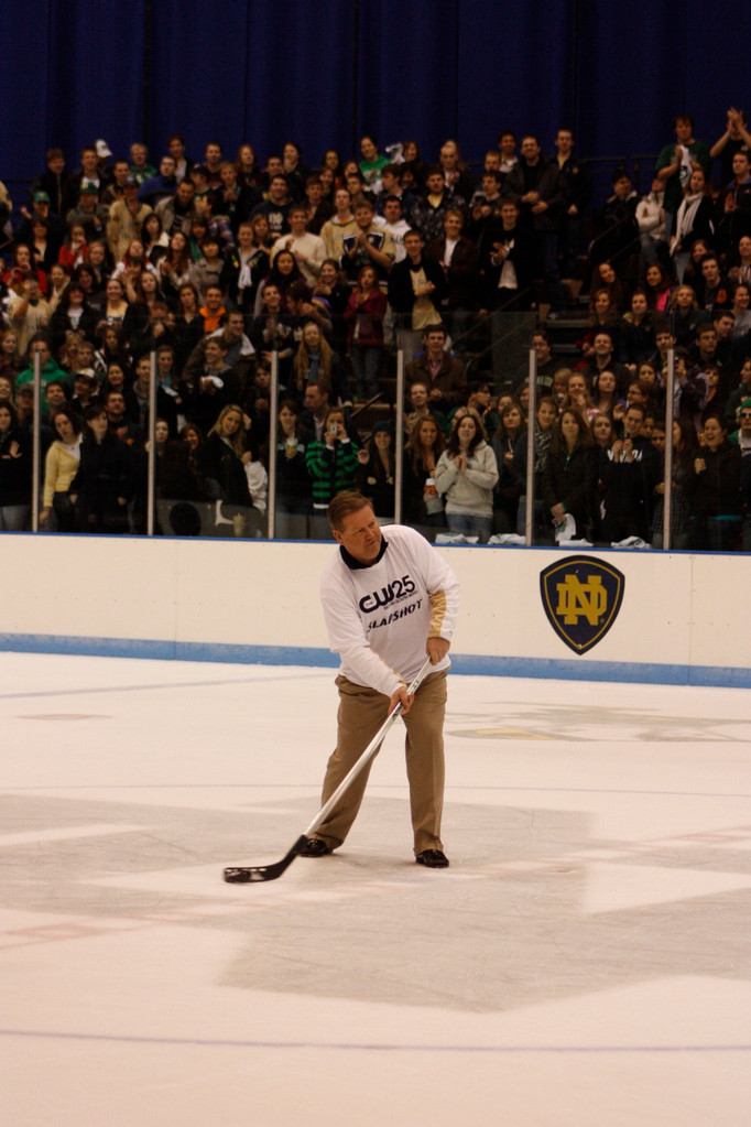 Coach Kelly appearance