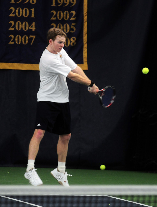 Against Illinois, Havens downed Johnny Hamui 6-0, 6-1.
