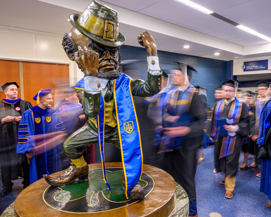 Notre Dame Fighting Irish - Official Athletics Website