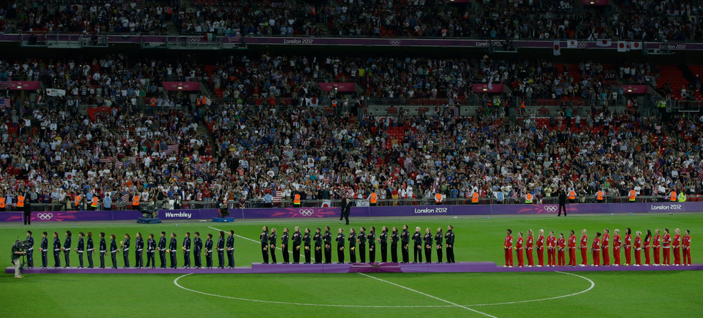 Shannon Boxx London Olympics Gallery (AP)