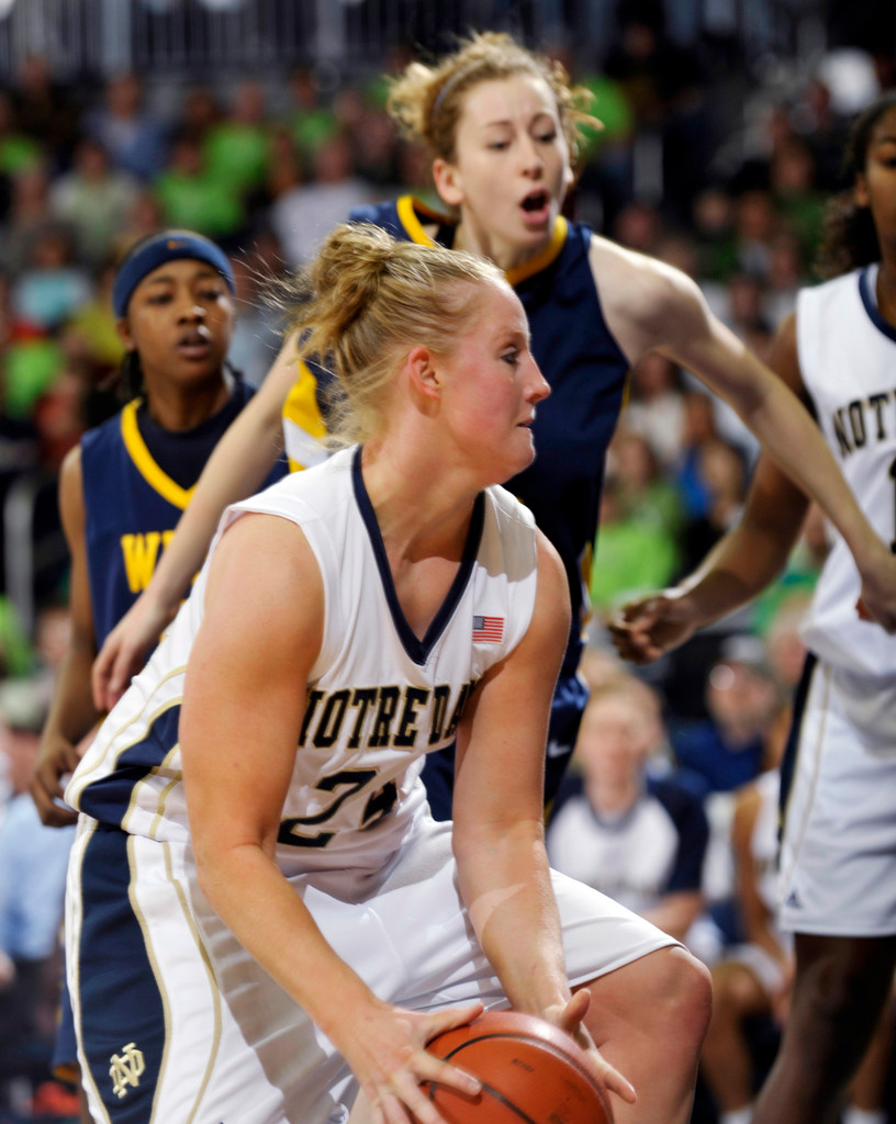 No. 4 No. 4 Notre Dame Top No. 16 West Virginia 74-66 (AP)