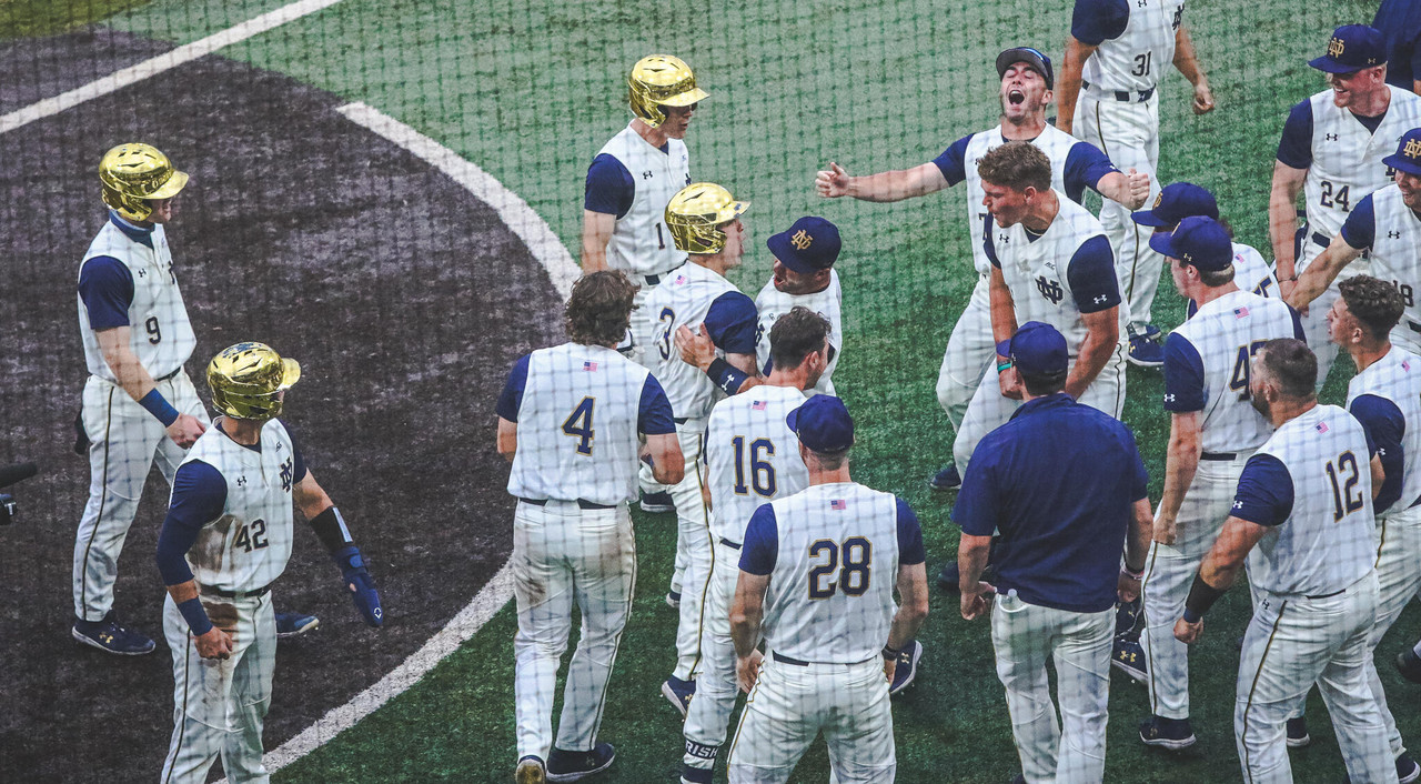 Notre Dame Fighting Irish - Official Athletics Website