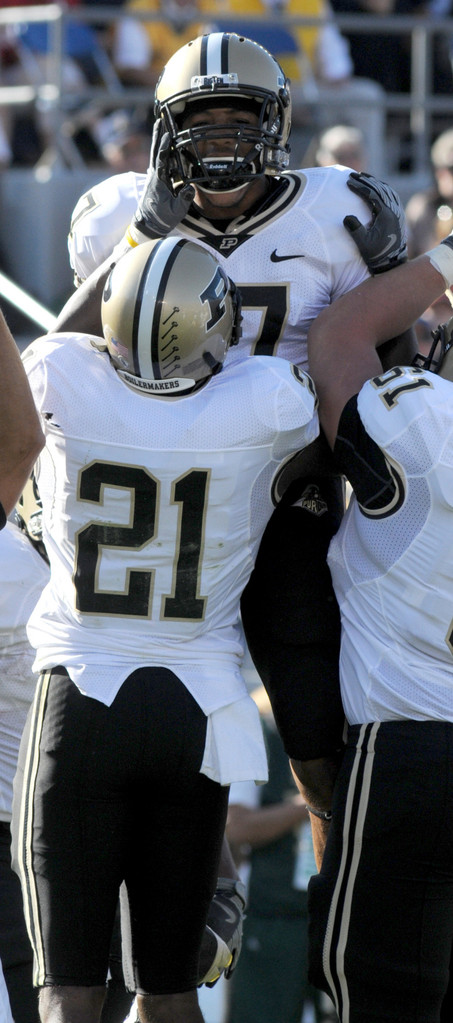 Irish Defeat Boilermakers, 38 - 21