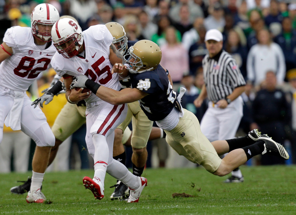 Notre Dame Falls to No. 16 Stanford, 37-14 (AP)