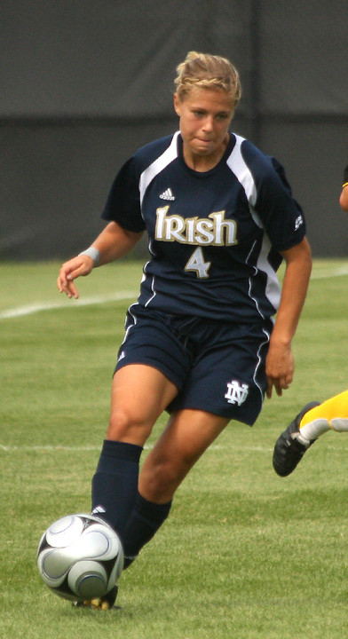Coming off a career-high seven-point weekend, junior forward Taylor Knaack was named the BIG EAST Offensive Player of the Week and earned a spot on the Top Drawer Soccer National Team of the Week on Monday.