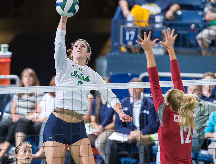 Graduate student Nicole Smith had 13 kills and eight digs against Washington State.