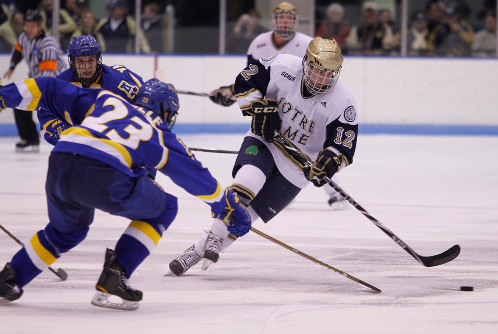 A Season in Photos: 2010-11 Notre Dame Hockey