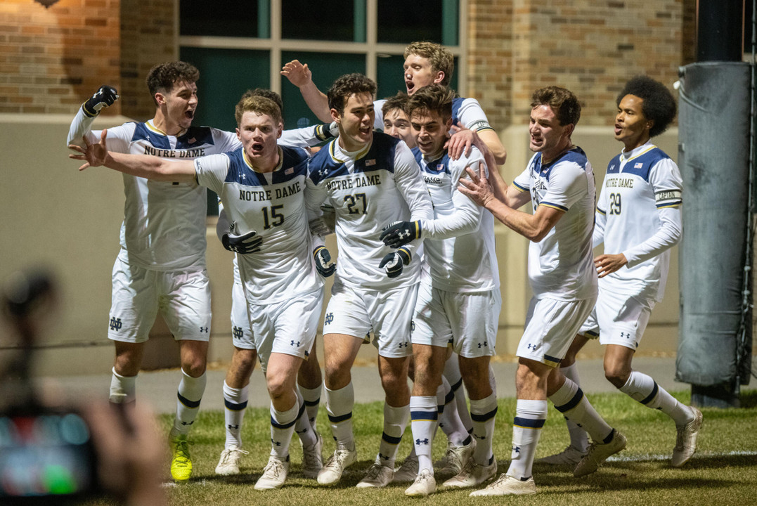 Notre Dame Fighting Irish - Official Athletics Website
