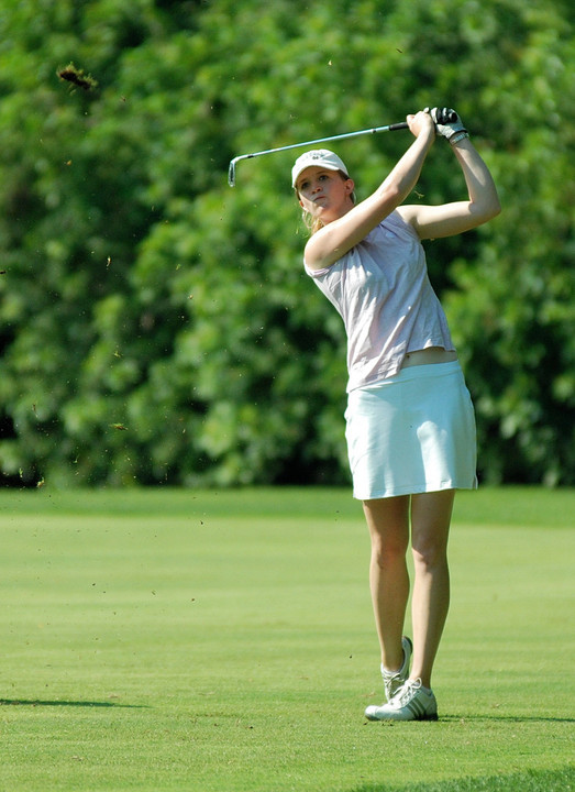 Huffer finished the tournament tied for 24th place after carding an eight-over par 296.
