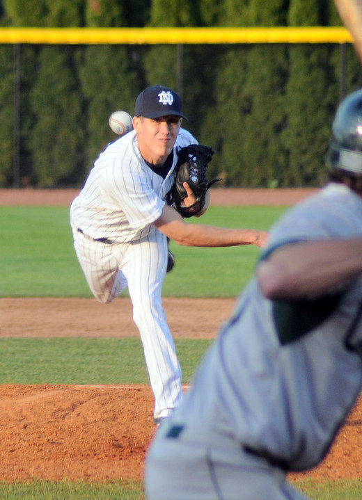 Junior RHP Will Hudgins picks up the victory with 1.1 scoreless innings of relief.