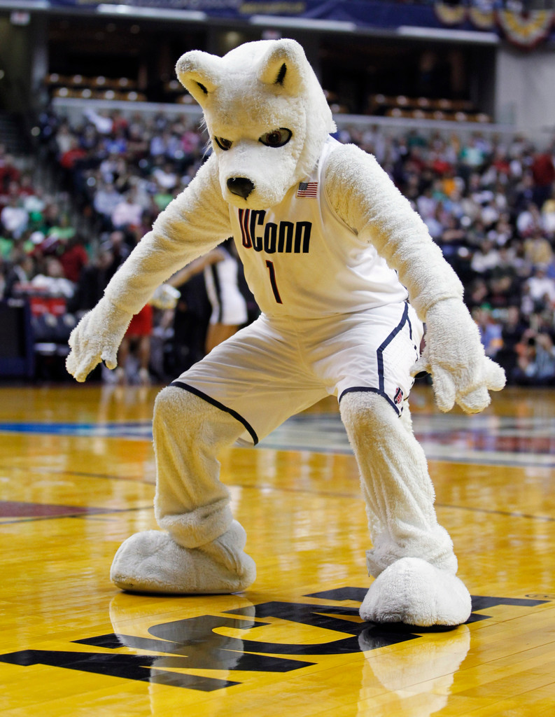 Irish Advance to Final, Topple Top-Ranked UConn 72-63 (AP)