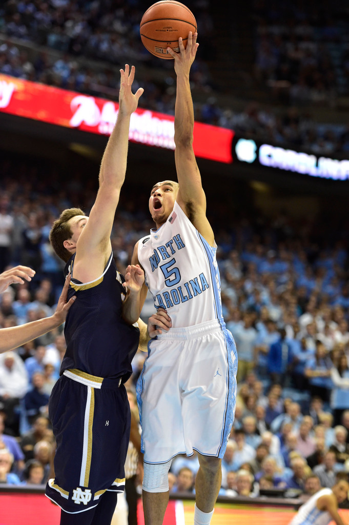 No. 13 Notre Dame ve. No. 18 UNC