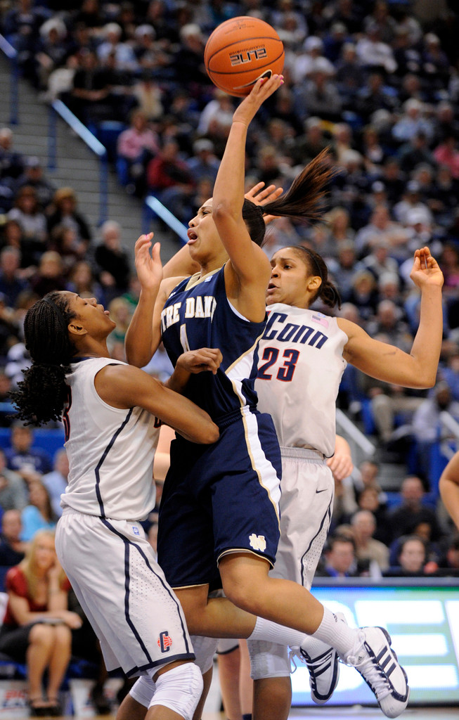 #10/7 Irish Fall to #1 Connecticut in BIG EAST Title Game, 73-64 (AP)