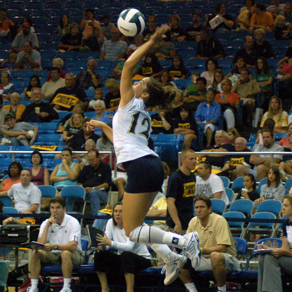 Notre Dame takes on Valparaiso in the Shamrock Invite