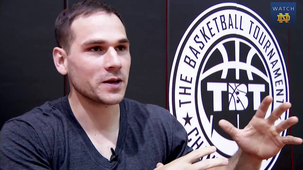MBB - Fighting Alumni Form Lasting Bonds