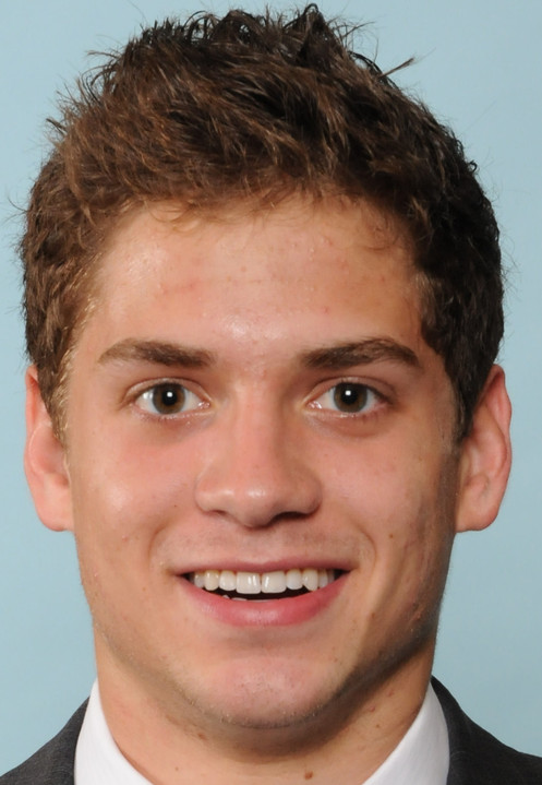 Freshman center Vince Hinostroza has been named the HCA national rookie of the month for October.