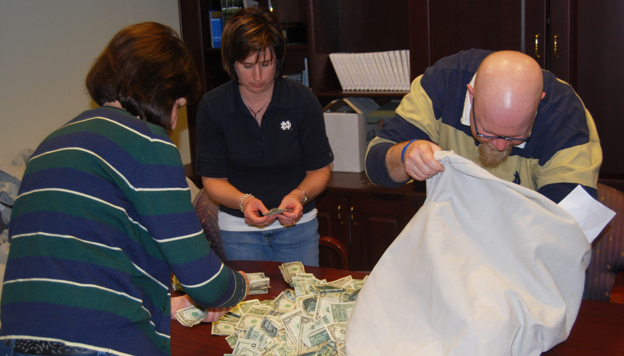 Student-Athletes Raise Money For Haiti