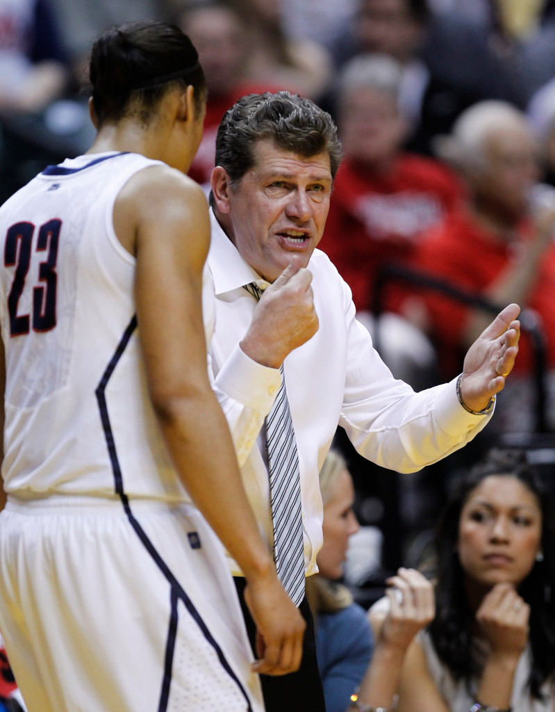 Irish Advance to Final, Topple Top-Ranked UConn 72-63 (AP)