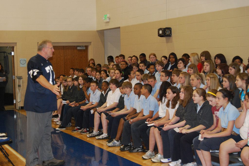 Mike McCoy Speaks at Local School