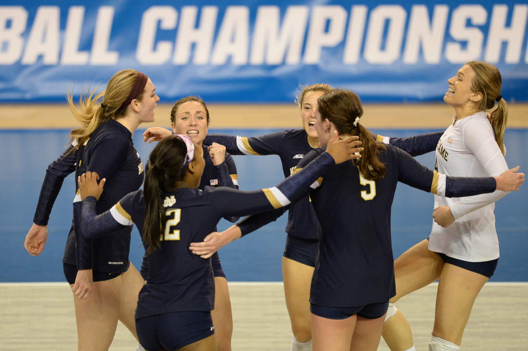 Notre Dame Fighting Irish - Official Athletics Website