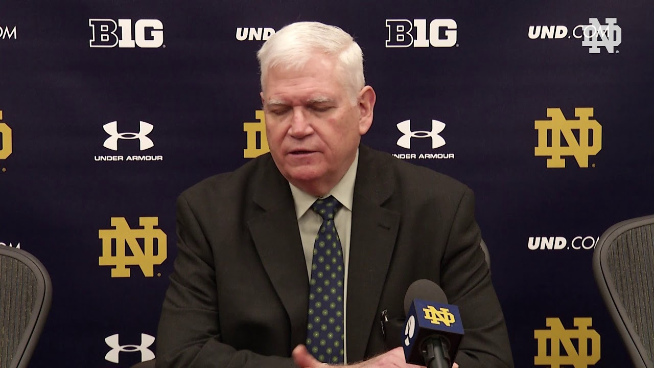 @NDHockey Jeff Jackson Post-Game Press Conference vs. Michigan State, Game 2 (2018)