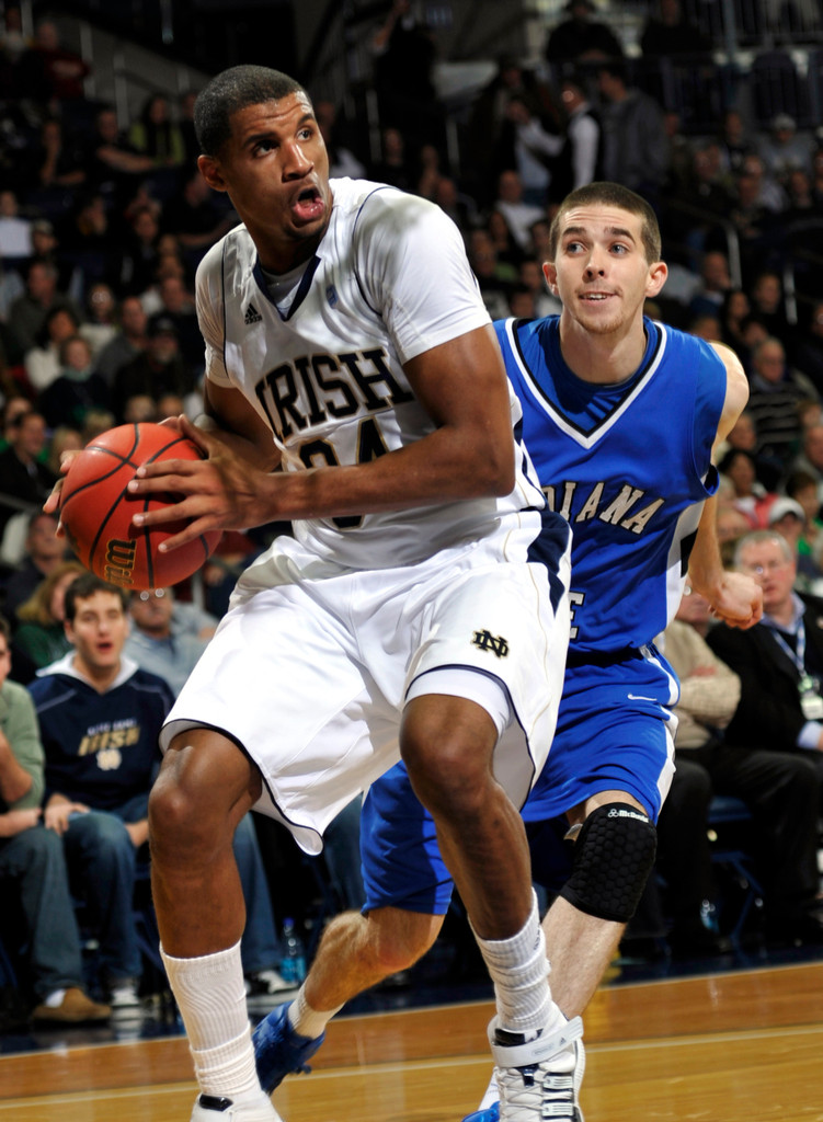 Fighting Irish Drain Sycamores, 81-72 (Cashore/AP)