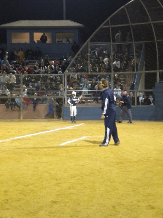 Notre Dame scrapped its way to two wins Saturday at the Long Beach State Invite.