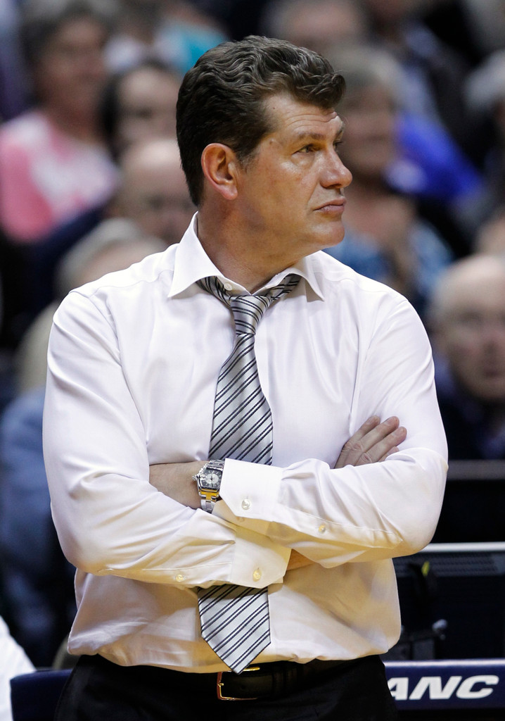 Irish Advance to Final, Topple Top-Ranked UConn 72-63 (AP)