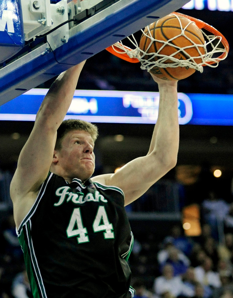 Notre Dame Rolls to Win at Seton Hall