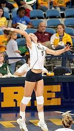 Sophomore OH Ellen Heintzman, a native of Louisville, and the Irish will take part in the first matchup of two top-seven teams in program history.