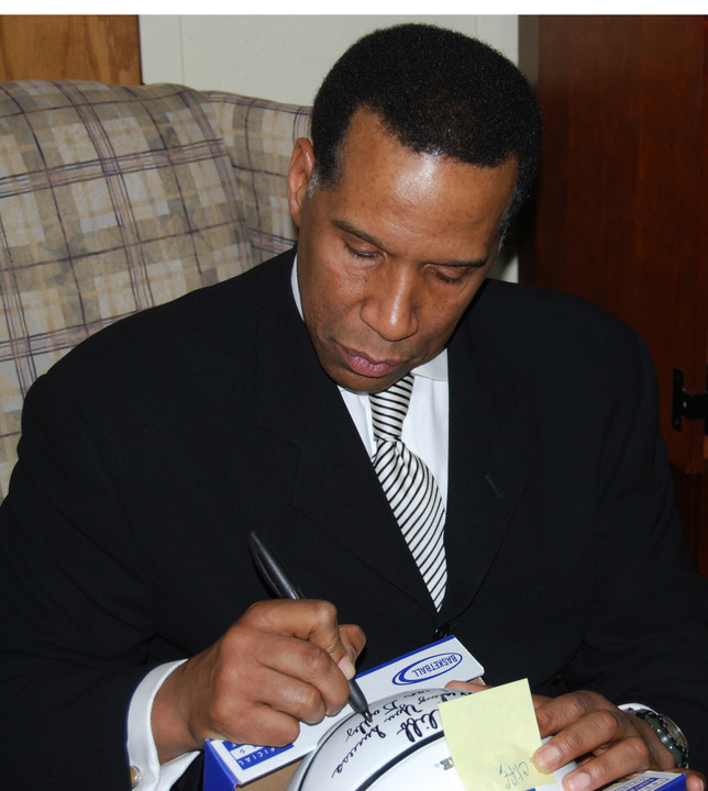 Hall of Famer Returns to Notre Dame