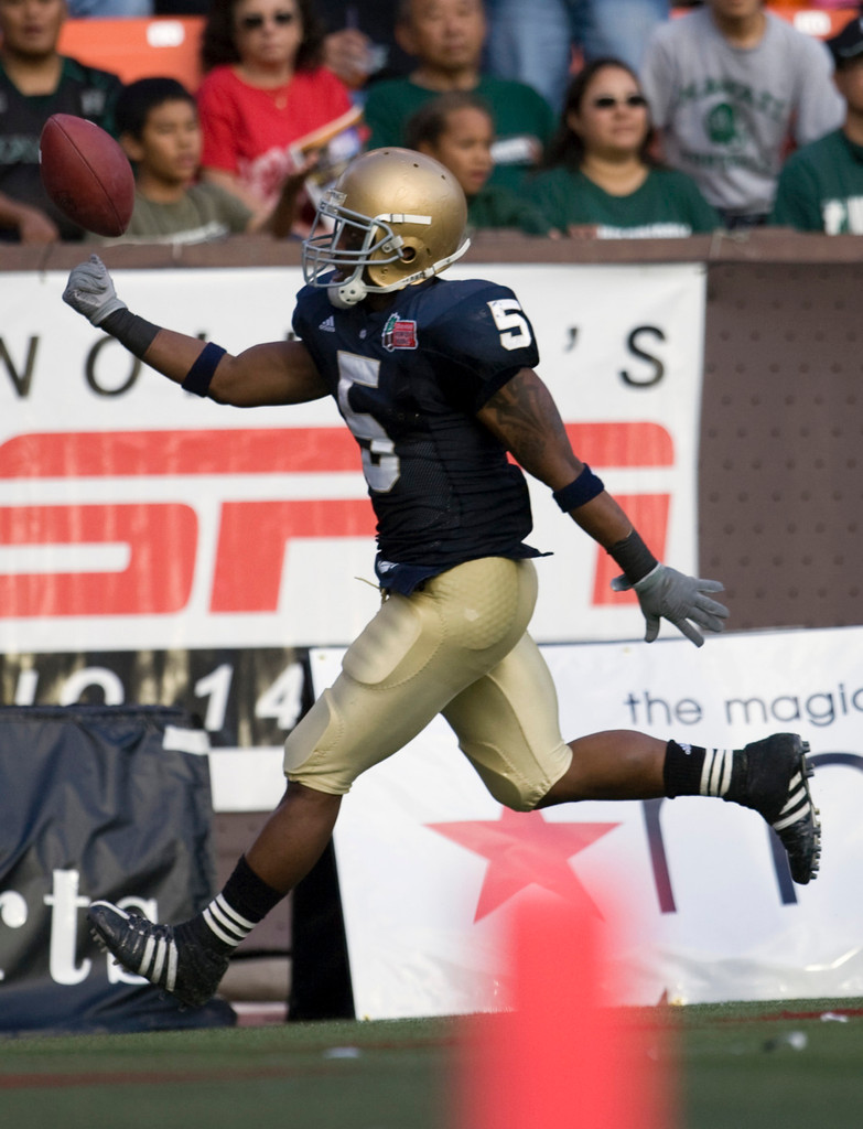 Irish Dominate All Phases En Route To Hawai'i Bowl Win