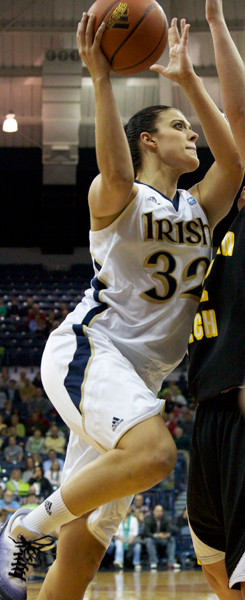 Senior forward/co-captain Becca Bruszewski turned in a double-double with 19 points and 10 rebounds in Notre Dame's season opener last year (a 102-57 win over Arkansas-Pine Bluff at Purcell Pavilion).