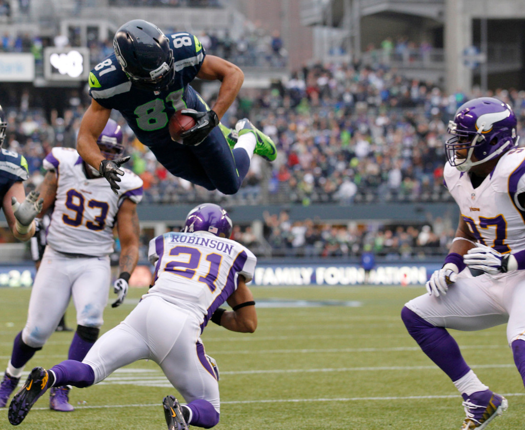 Former Irish Players in the NFL - 2012 (AP)